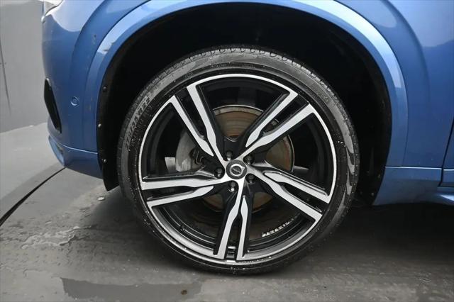 2017 Volvo XC90 T6 R-Design