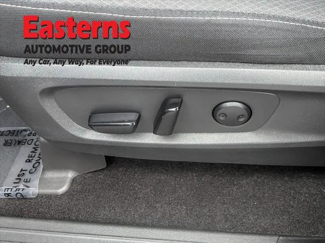 2022 Nissan Pathfinder SV 4WD