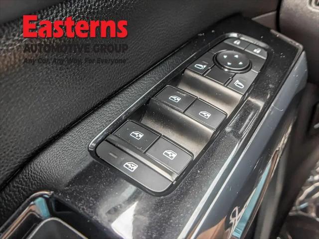 2022 Nissan Pathfinder SV 4WD