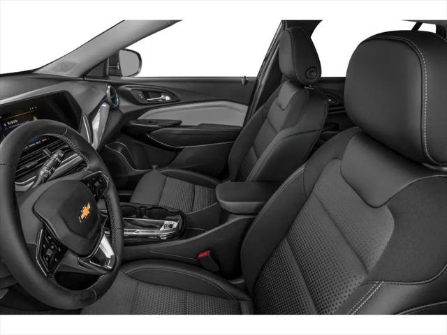 2025 Chevrolet Trax FWD LT