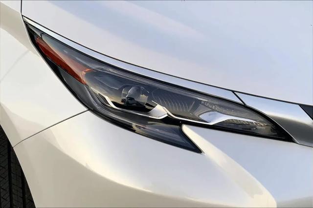 2025 Toyota Sienna Platinum