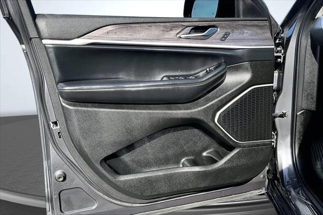 2022 Jeep Grand Cherokee L Limited 4x4