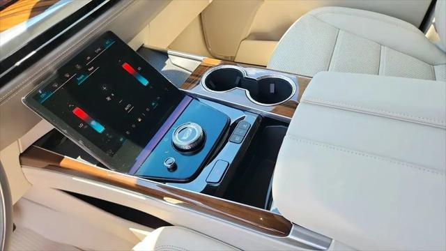 2026 Cadillac Escalade Platinum Luxury