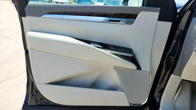 2026 Cadillac Escalade Platinum Luxury