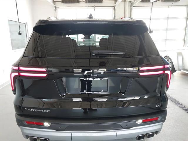 2024 Chevrolet Traverse FWD LT