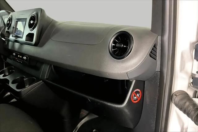 2019 Mercedes-Benz Sprinter 1500 Standard Roof I4