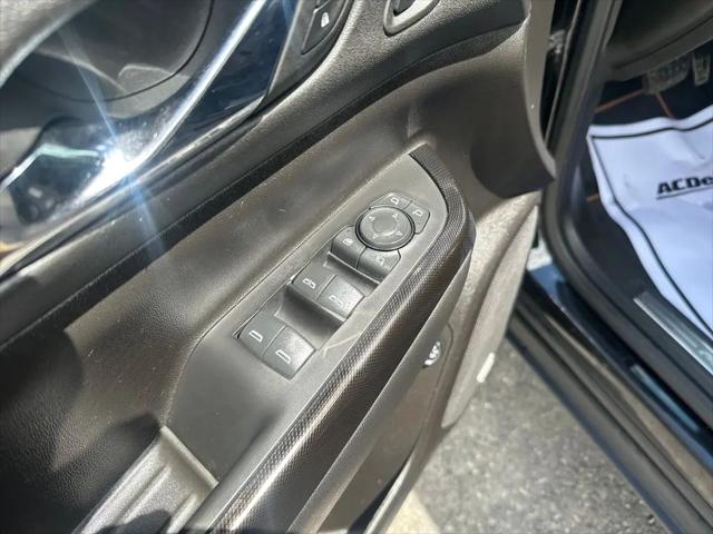 2022 GMC Acadia AWD AT4