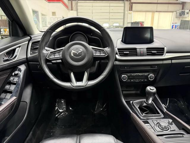 2018 Mazda Mazda3 Touring