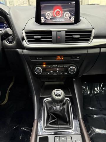2018 Mazda Mazda3 Touring