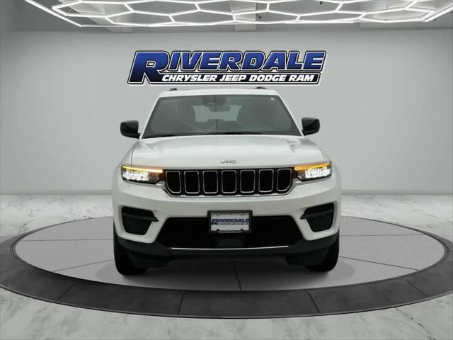 2025 Jeep Grand Cherokee Laredo X 4x4