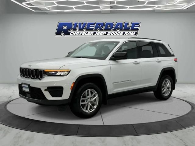 2025 Jeep Grand Cherokee Laredo X 4x4