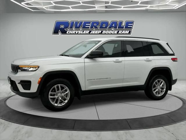 2025 Jeep Grand Cherokee Laredo X 4x4