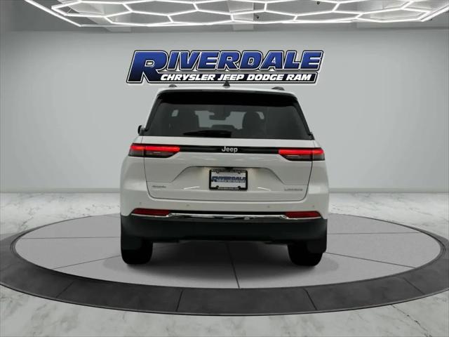 2025 Jeep Grand Cherokee Laredo X 4x4
