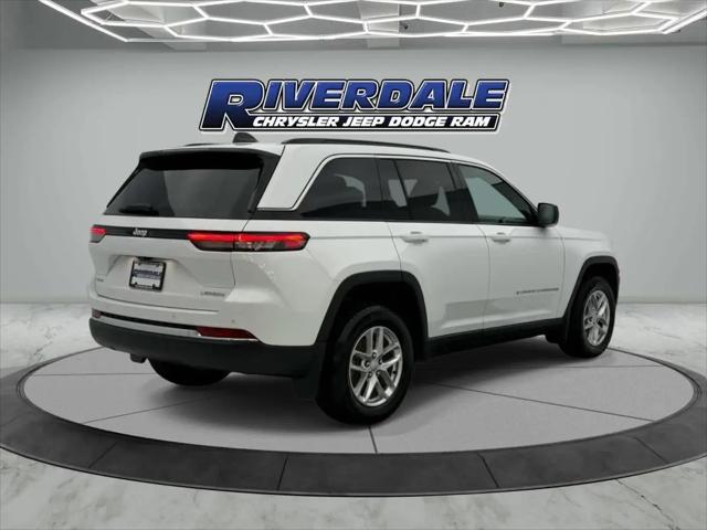 2025 Jeep Grand Cherokee Laredo X 4x4