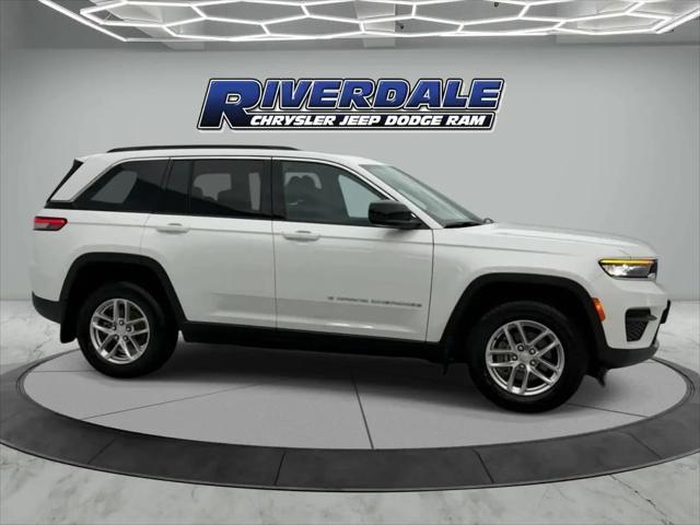 2025 Jeep Grand Cherokee Laredo X 4x4