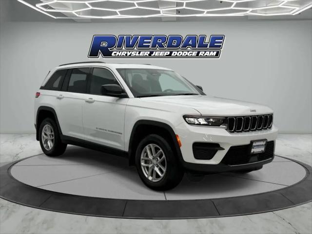2025 Jeep Grand Cherokee Laredo X 4x4