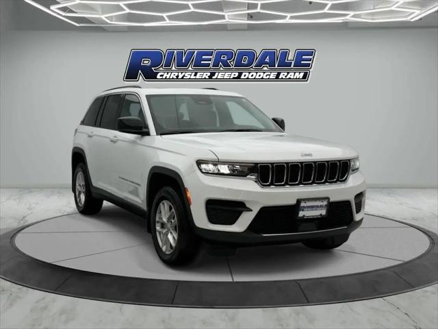 2025 Jeep Grand Cherokee Laredo X 4x4