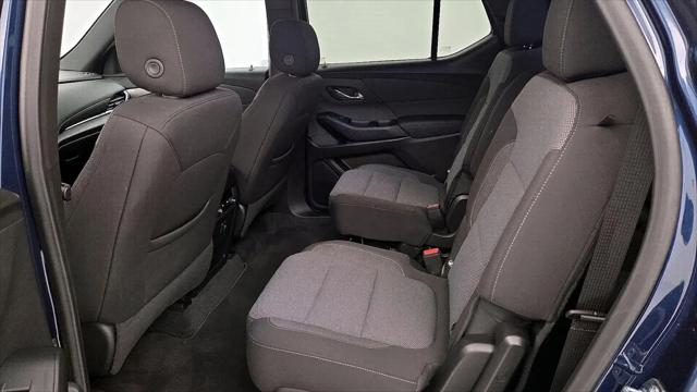 2023 Chevrolet Traverse AWD LT Cloth