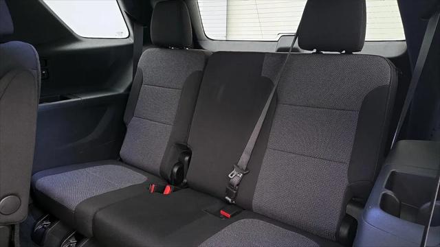 2023 Chevrolet Traverse AWD LT Cloth