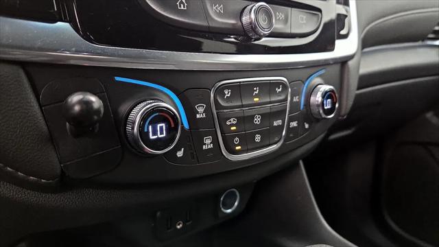 2023 Chevrolet Traverse AWD LT Cloth