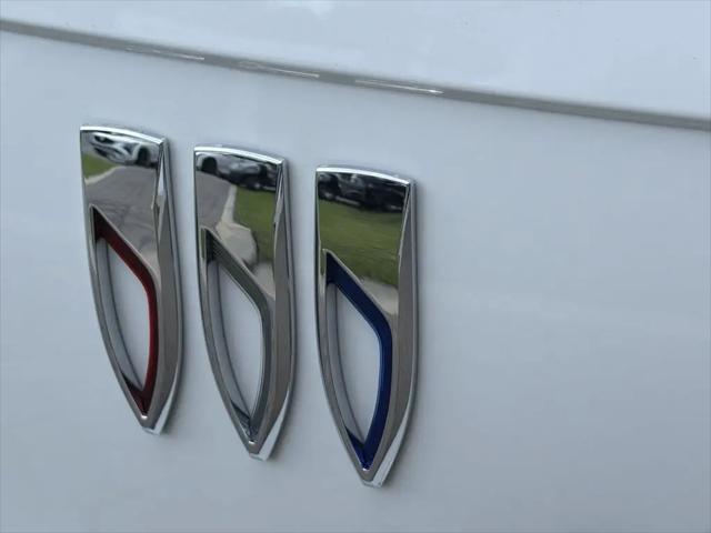 2026 Buick NV Preferred FWD