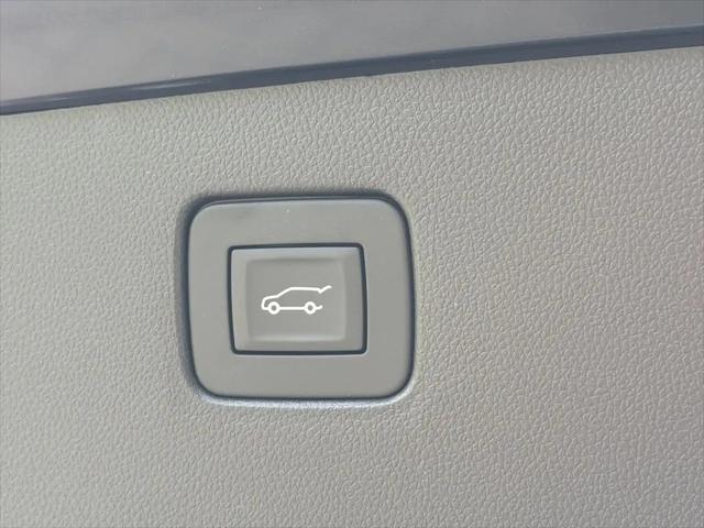 2026 Buick NV Preferred FWD