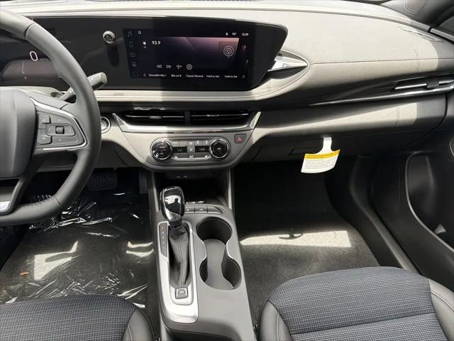 2026 Buick NV Preferred FWD