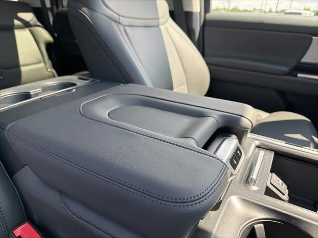2026 Ford Expedition Max Active MAX