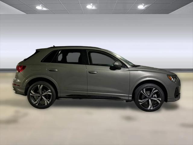 2023 Audi Q3 Premium Plus 45 TFSI S line quattro Tiptronic
