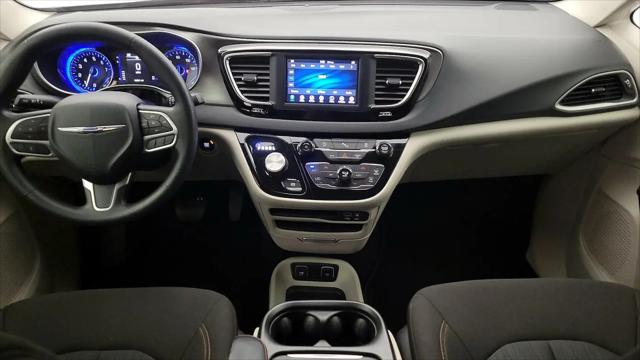 2020 Chrysler Pacifica Touring