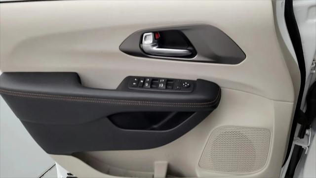 2020 Chrysler Pacifica Touring