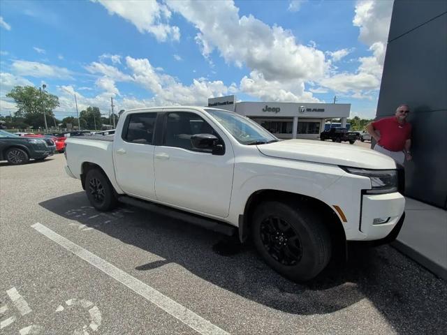 2023 Nissan Frontier Crew Cab SV 4x2