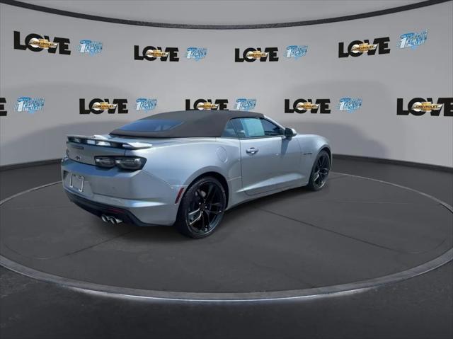 2023 Chevrolet Camaro RWD Convertible 2SS