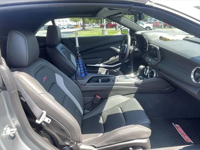 2023 Chevrolet Camaro RWD Convertible 2SS