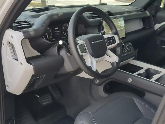 2025 Land Rover Defender 110 P400 S