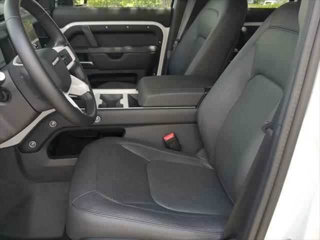 2025 Land Rover Defender 110 P400 S