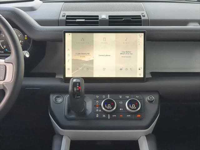 2025 Land Rover Defender 110 P400 S