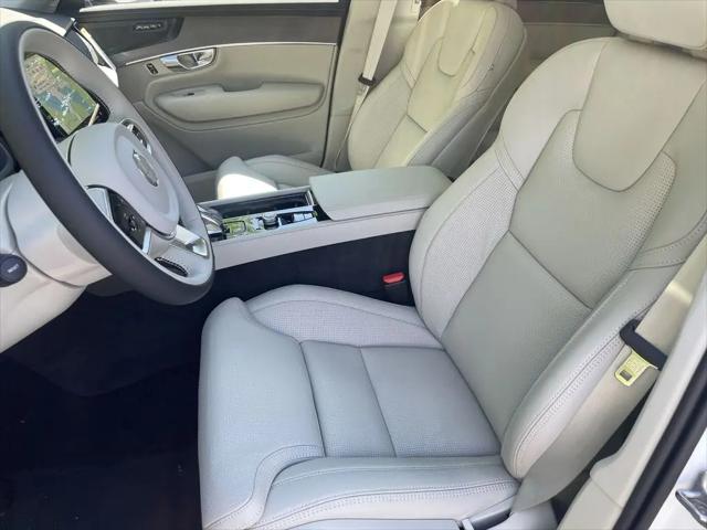 2026 Volvo XC90 Plug-In Hybrid Ultra, T8 AWD, Electric/Gasoline, Bright, 7 Seats