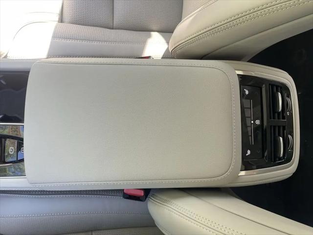 2026 Volvo XC90 Plug-In Hybrid Ultra, T8 AWD, Electric/Gasoline, Bright, 7 Seats