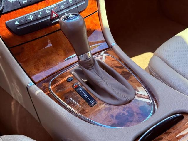 2008 Mercedes-Benz E 320 BLUETEC E 320