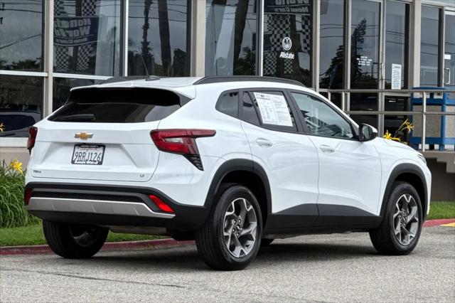 2025 Chevrolet Trax FWD LT