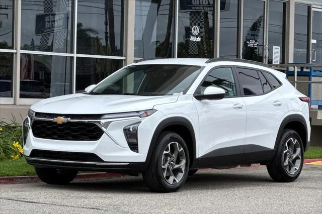 2025 Chevrolet Trax FWD LT