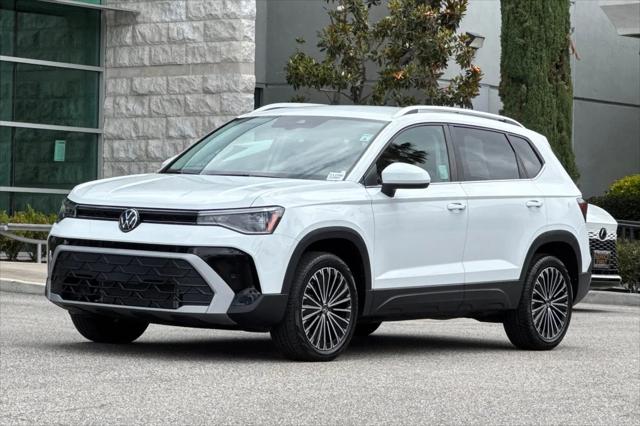 2025 Volkswagen Taos 1.5T SE