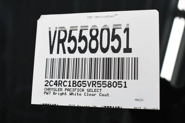 2027 Chrysler Pacifica Select