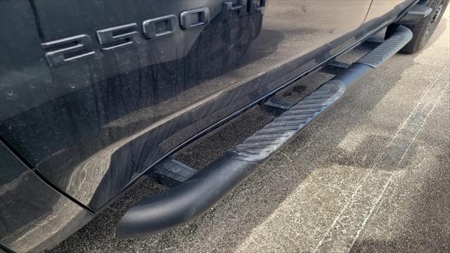 2024 Chevrolet Silverado 2500HD 4WD Crew Cab Standard Bed LT