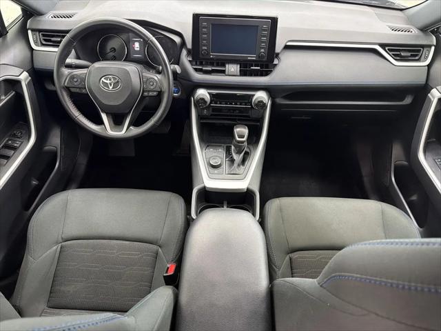 2022 Toyota RAV4 Hybrid SE