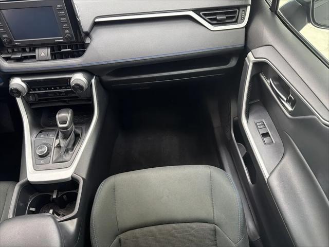 2022 Toyota RAV4 Hybrid SE