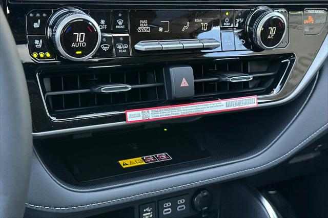 2026 Toyota Highlander Hybrid Limited