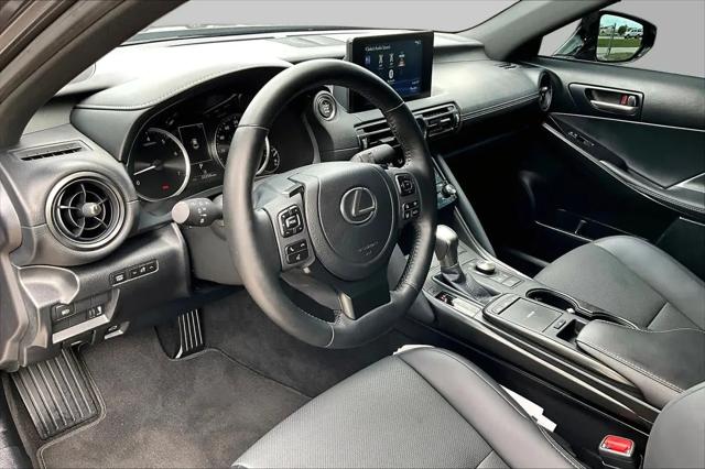 2025 Lexus IS 350 F SPORT Design