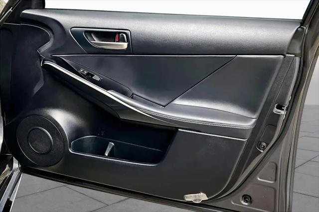 2025 Lexus IS 350 F SPORT Design